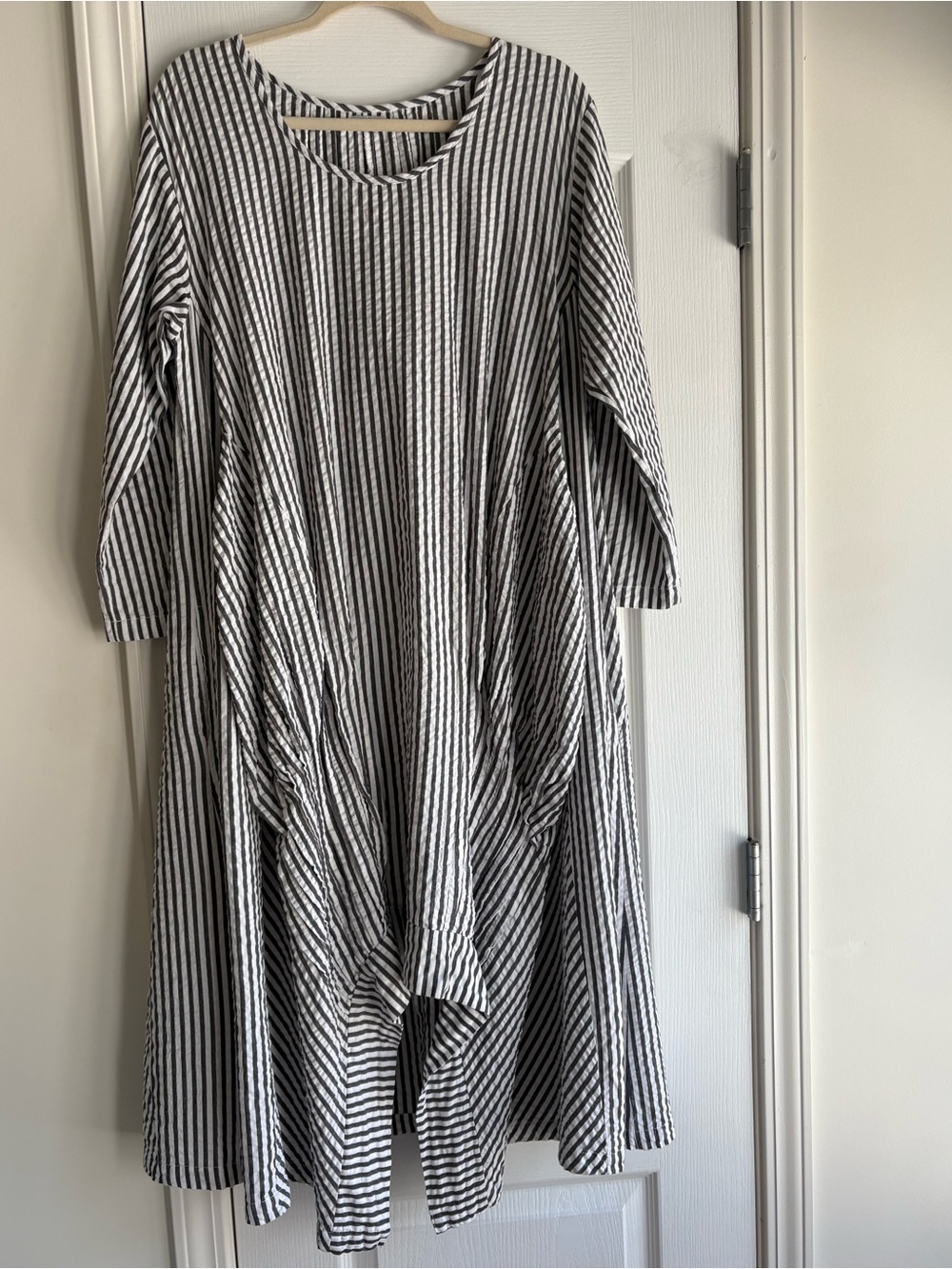 Women's Black and White Striped Midi Dress with Pocket Detail